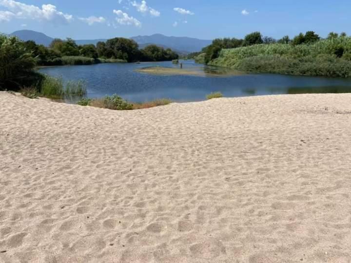 Casa Vacanze Da Michele E Azzurra Lotzorai Eksteriør billede